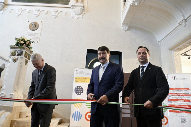 ÁDER János; NYITRAI Zsolt; NAGY Sándor