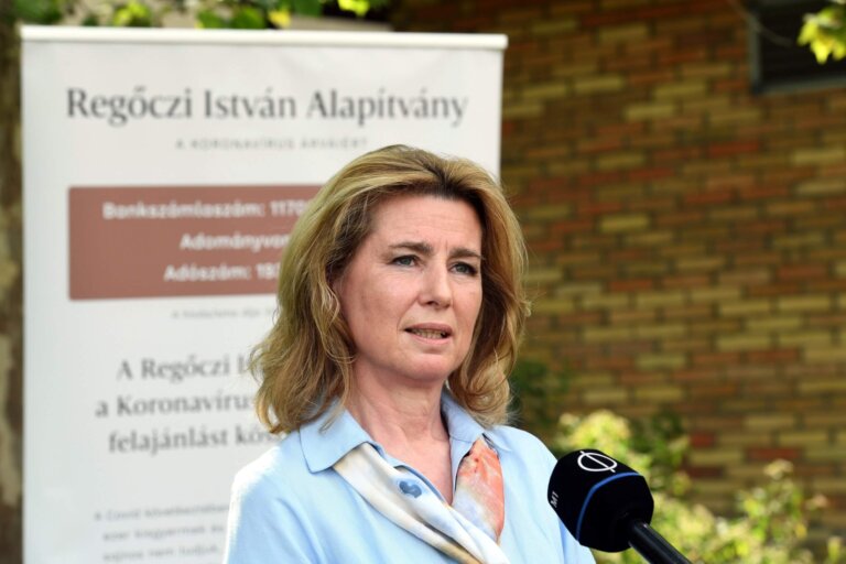 ÁDER János; HERCZEGH Anita