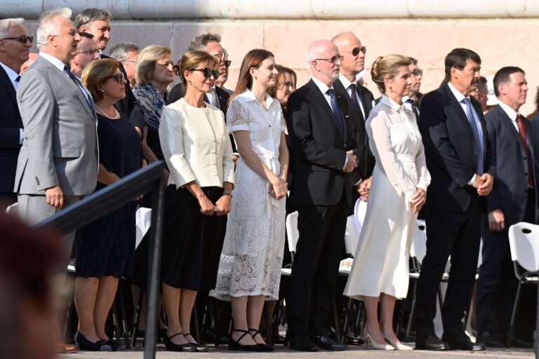 ÁDER János; SZALAY-BOBROVNICZKY Kristóf; LÉVAI Anikó; VARGA Zsolt András; SOLTÉSZ Miklós; ORBÁN Viktor; HERCZEGH Anita; SEMJÉN Zsolt; HANKÓ Balázs